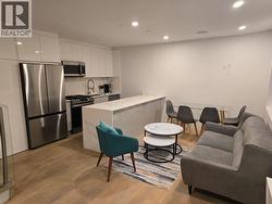 2881 E GEORGIA STREET Vancouver, BC V5K 2K3