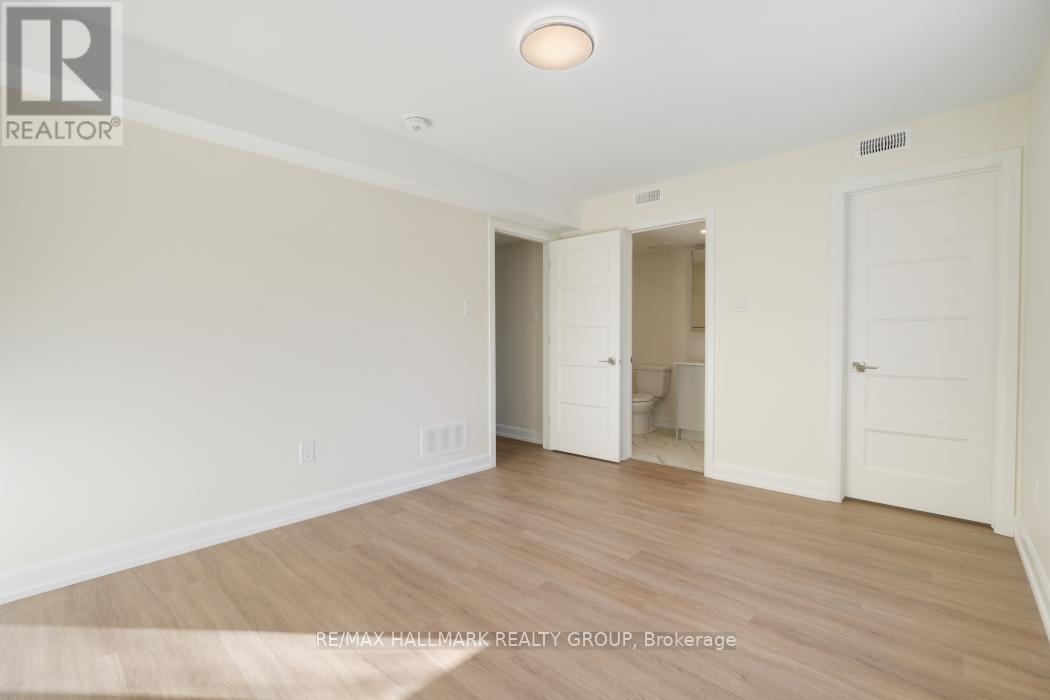 B - 956 Fisher Avenue, Ottawa, ON