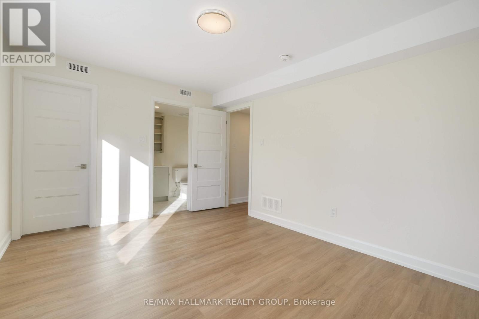 B - 958 Fisher Avenue, Ottawa, ON - Indoor Photo Showing Other Room