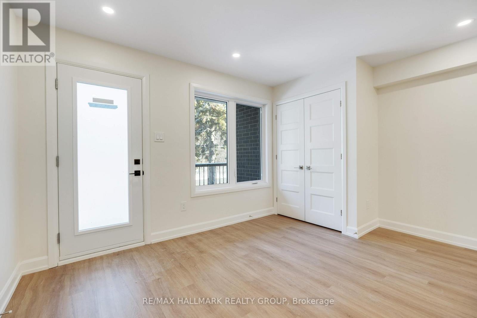 B - 958 Fisher Avenue, Ottawa, ON - Indoor Photo Showing Other Room