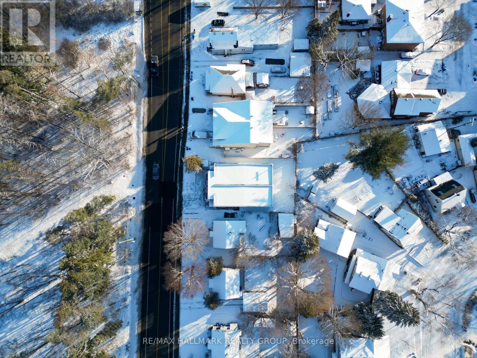 A - 958 Fisher Avenue, Ottawa, ON - Outdoor With View