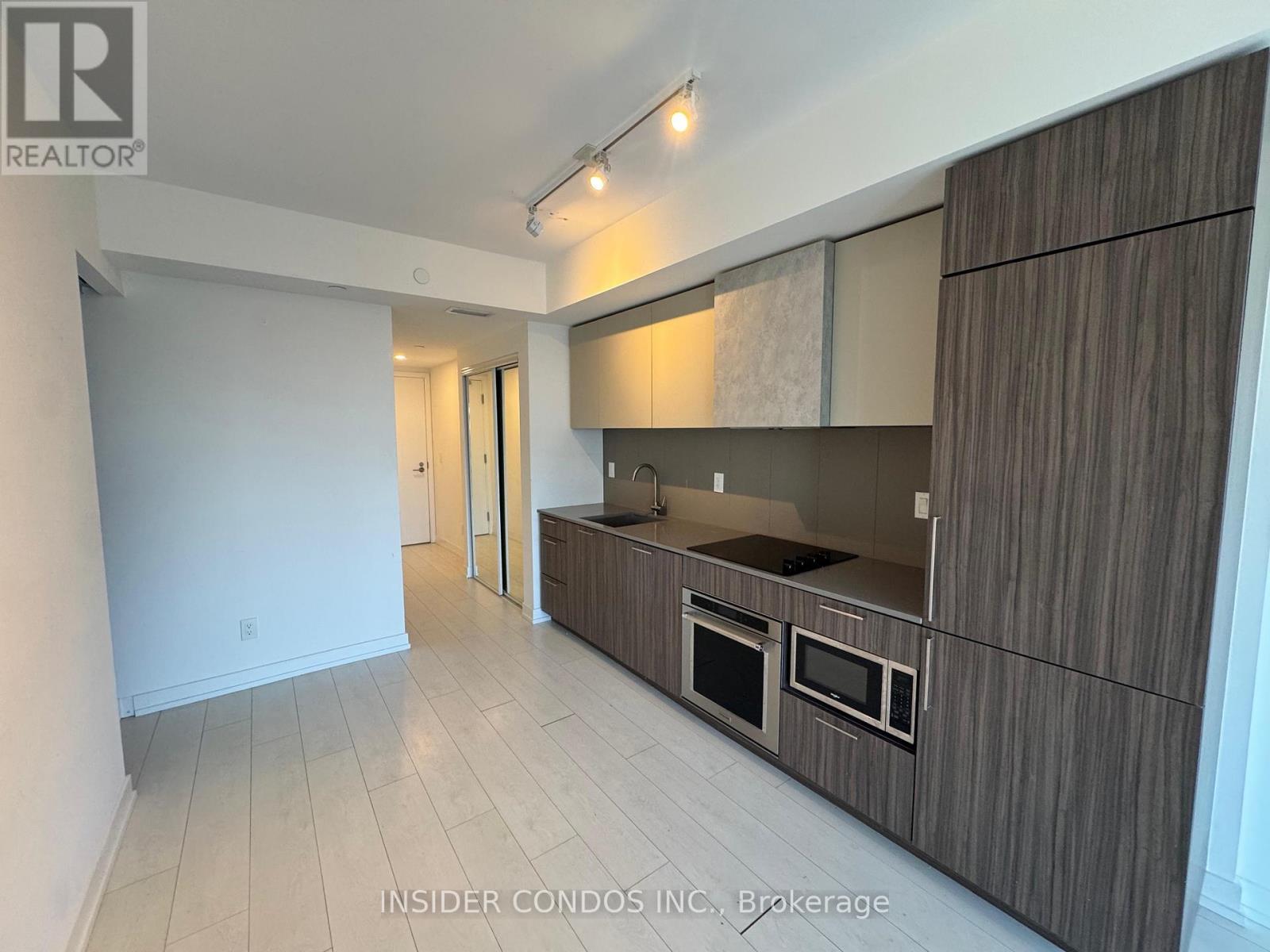 1611 - 19 Western Battery Road, Toronto, ON