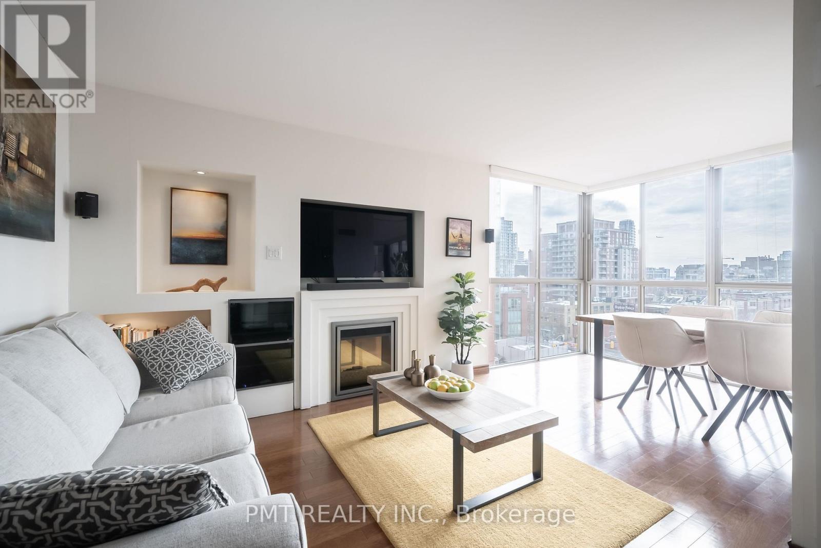 801 - 95 Lombard Street, Toronto, ON - Indoor Photo Showing Living Room With Fireplace