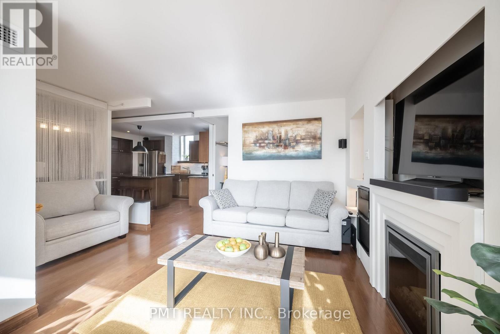 801 - 95 Lombard Street, Toronto, ON - Indoor Photo Showing Living Room With Fireplace
