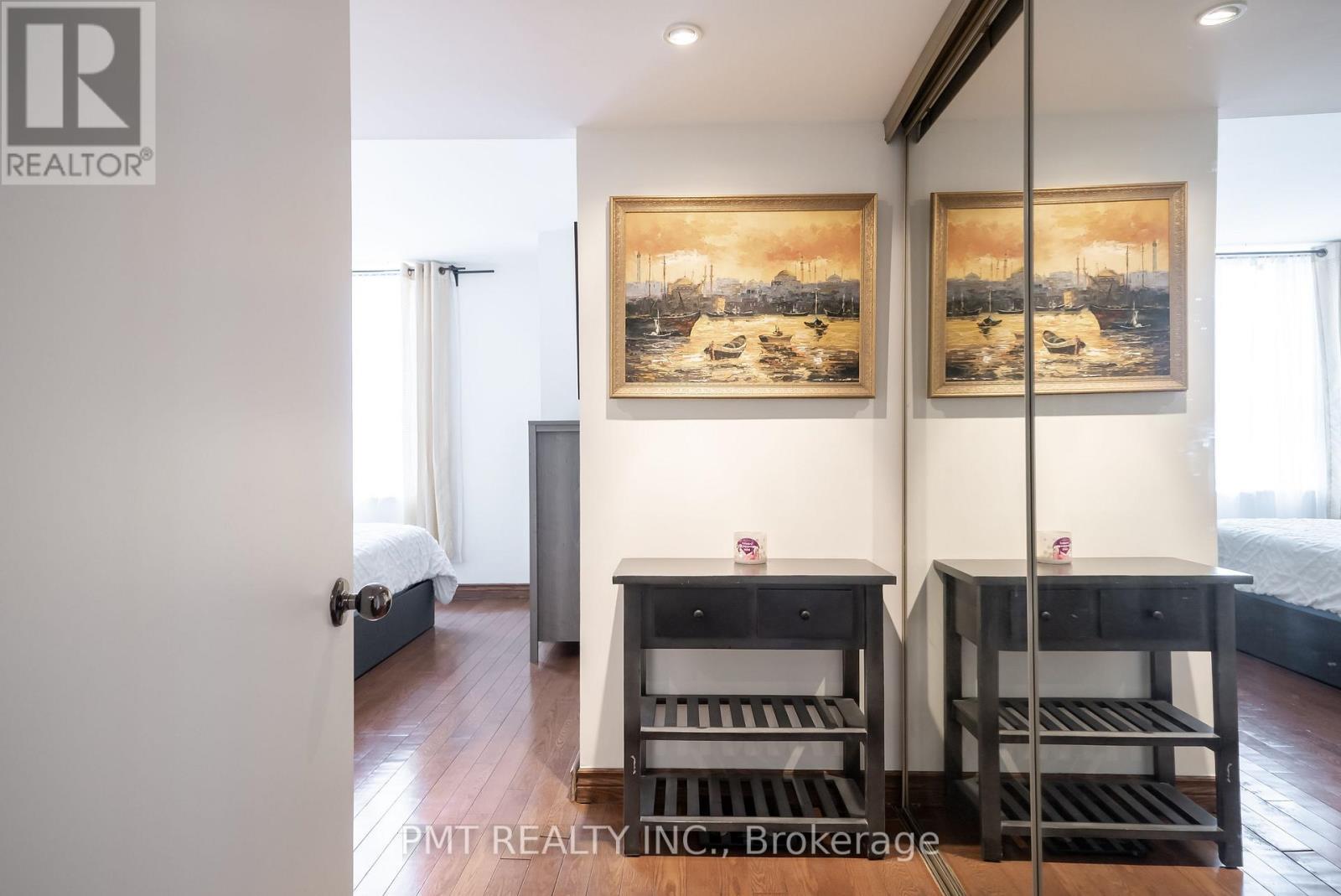 801 - 95 Lombard Street, Toronto, ON - Indoor Photo Showing Other Room