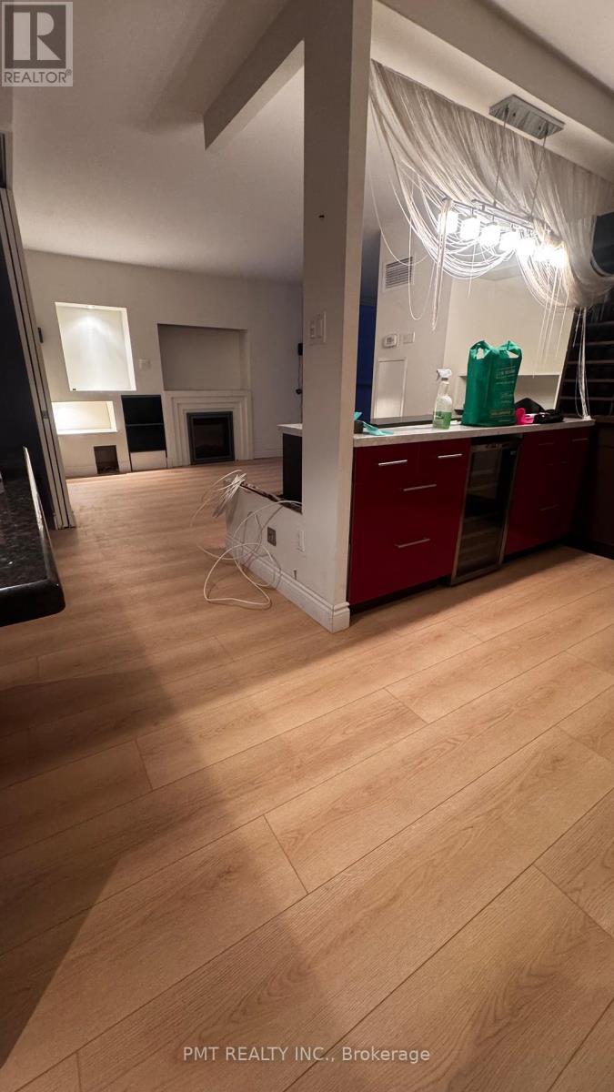 801 - 95 Lombard Street, Toronto, ON - Indoor Photo Showing Other Room