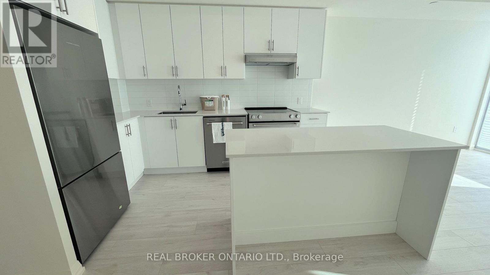 307 - 27 Korda Gate, Vaughan, ON