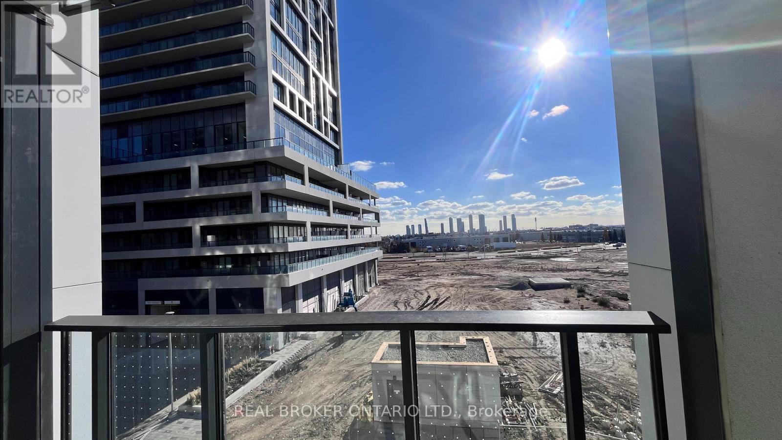 307 - 27 Korda Gate, Vaughan, ON