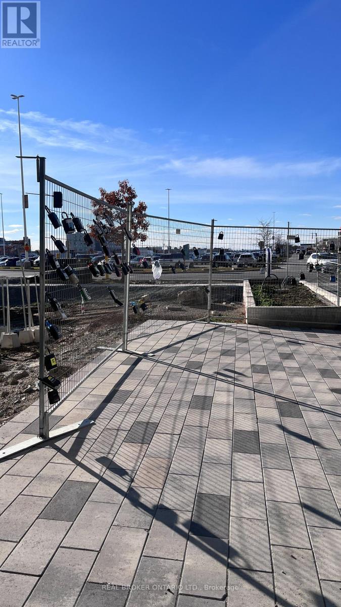 307 - 27 Korda Gate, Vaughan, ON