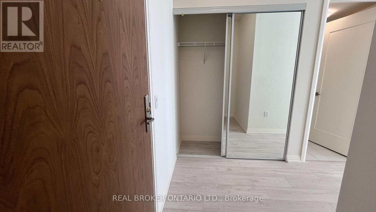 307 - 27 Korda Gate, Vaughan, ON