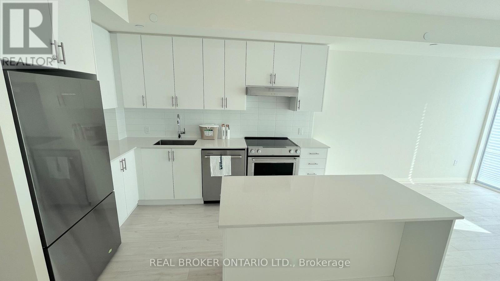 307 - 27 Korda Gate, Vaughan, ON