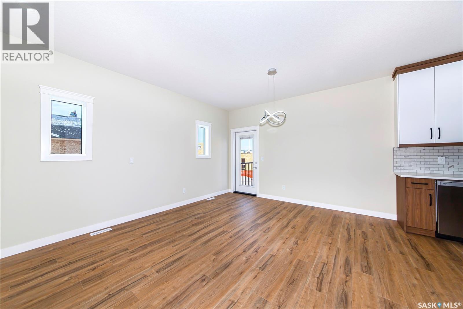 355 Sharma Lane, Saskatoon, SK - Indoor