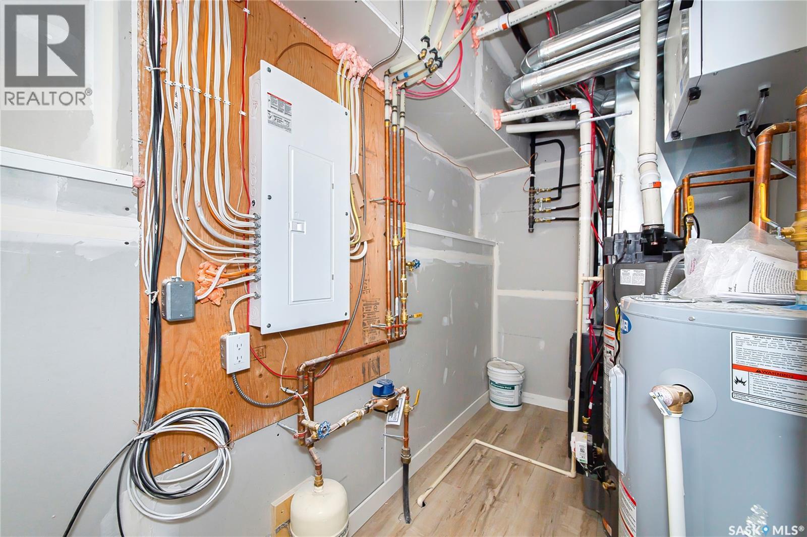 355 Sharma Lane, Saskatoon, SK - Indoor Photo Showing Basement