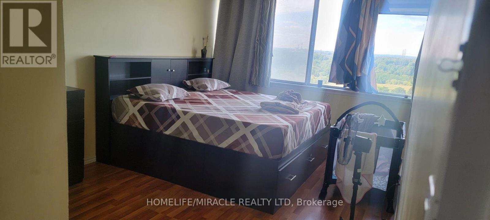 1407 - 10 Markbrook Lane, Toronto, ON - Indoor Photo Showing Bedroom