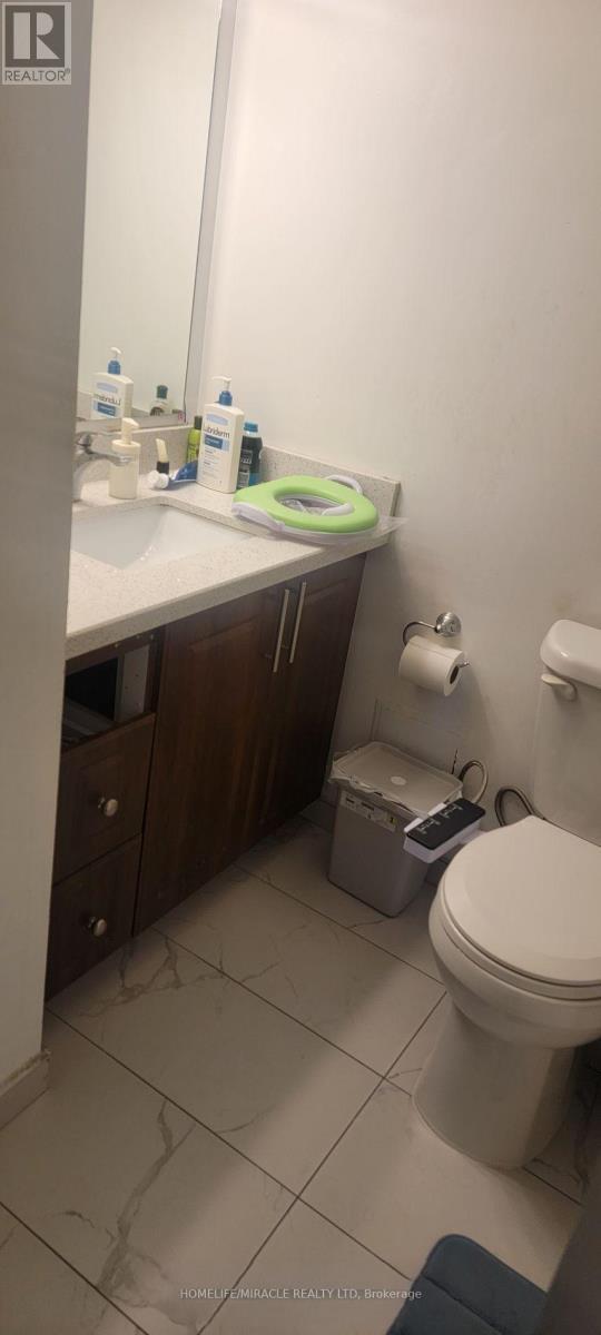 1407 - 10 Markbrook Lane, Toronto, ON - Indoor Photo Showing Bathroom