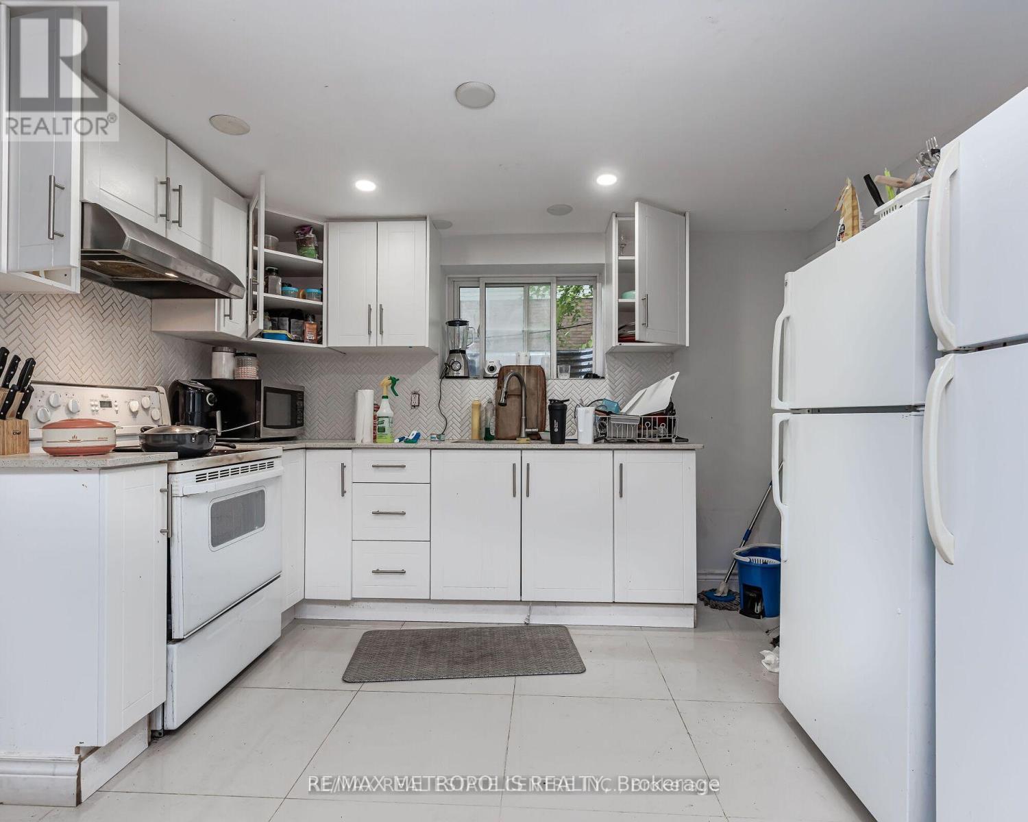 73 Edgar Drive, London North, ON - Indoor Photo Showing Kitchen