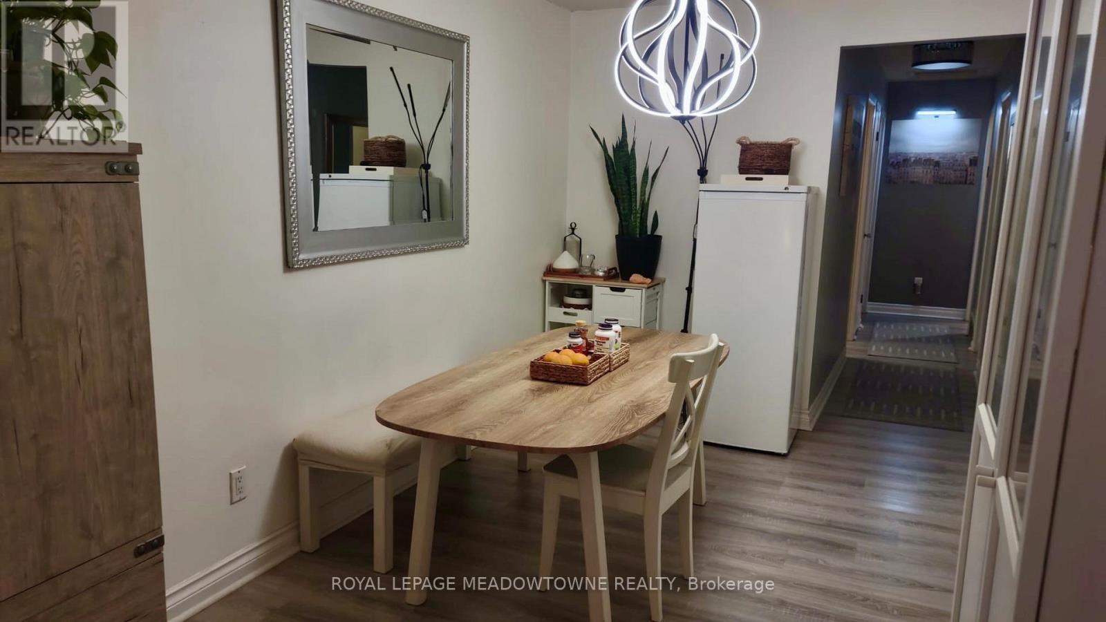 Main - 15 Lafayette Drive, St. Catharines, ON