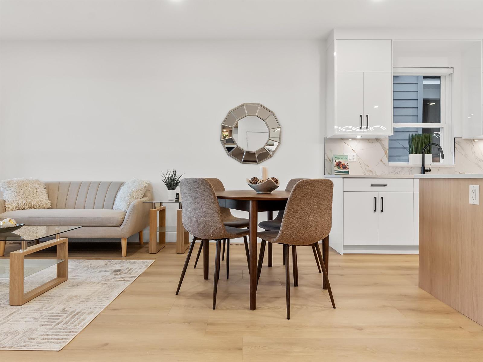 101 16693 16 Avenue, Surrey, BC - Indoor