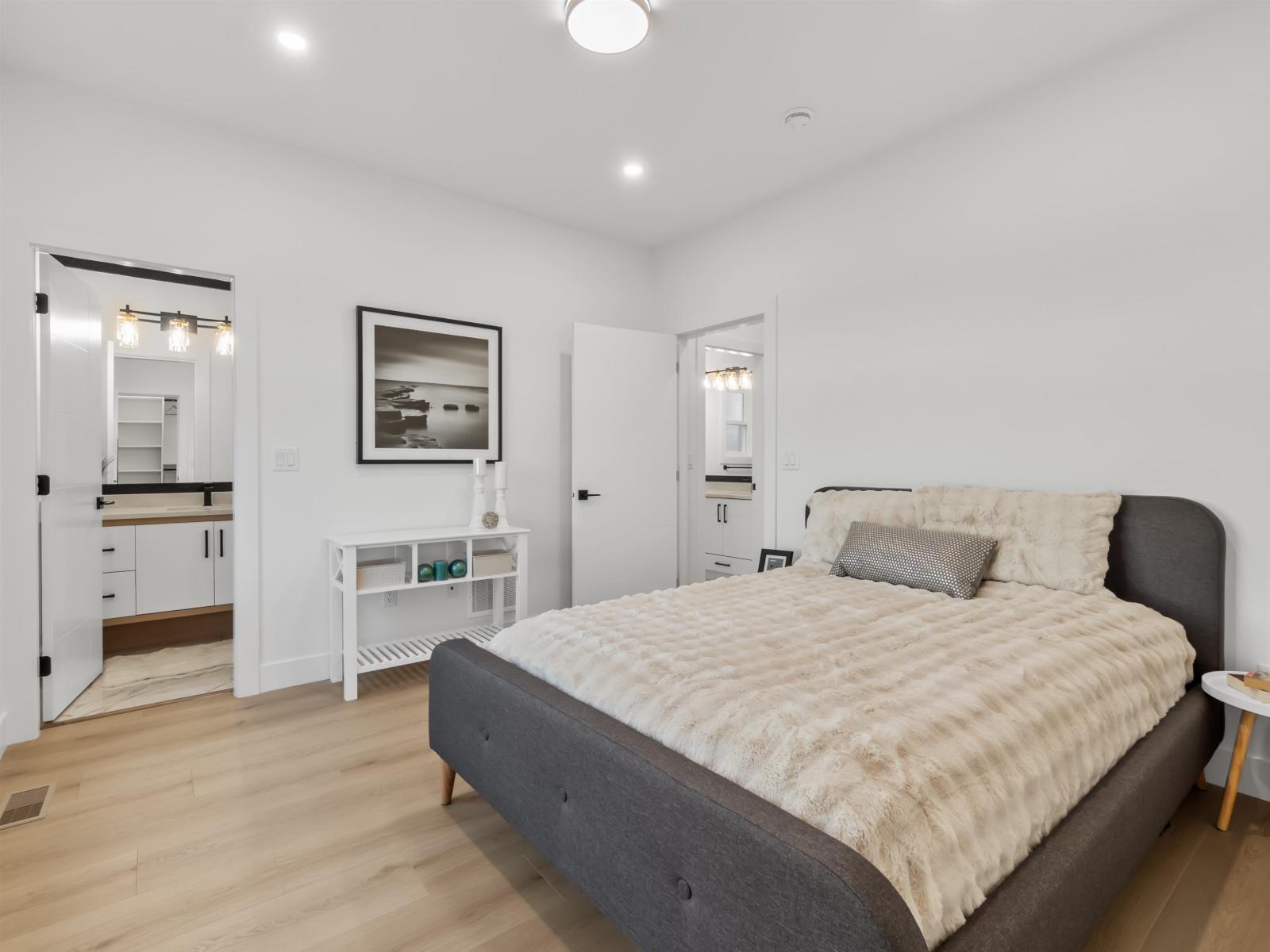 101 16693 16 Avenue, Surrey, BC - Indoor Photo Showing Bedroom