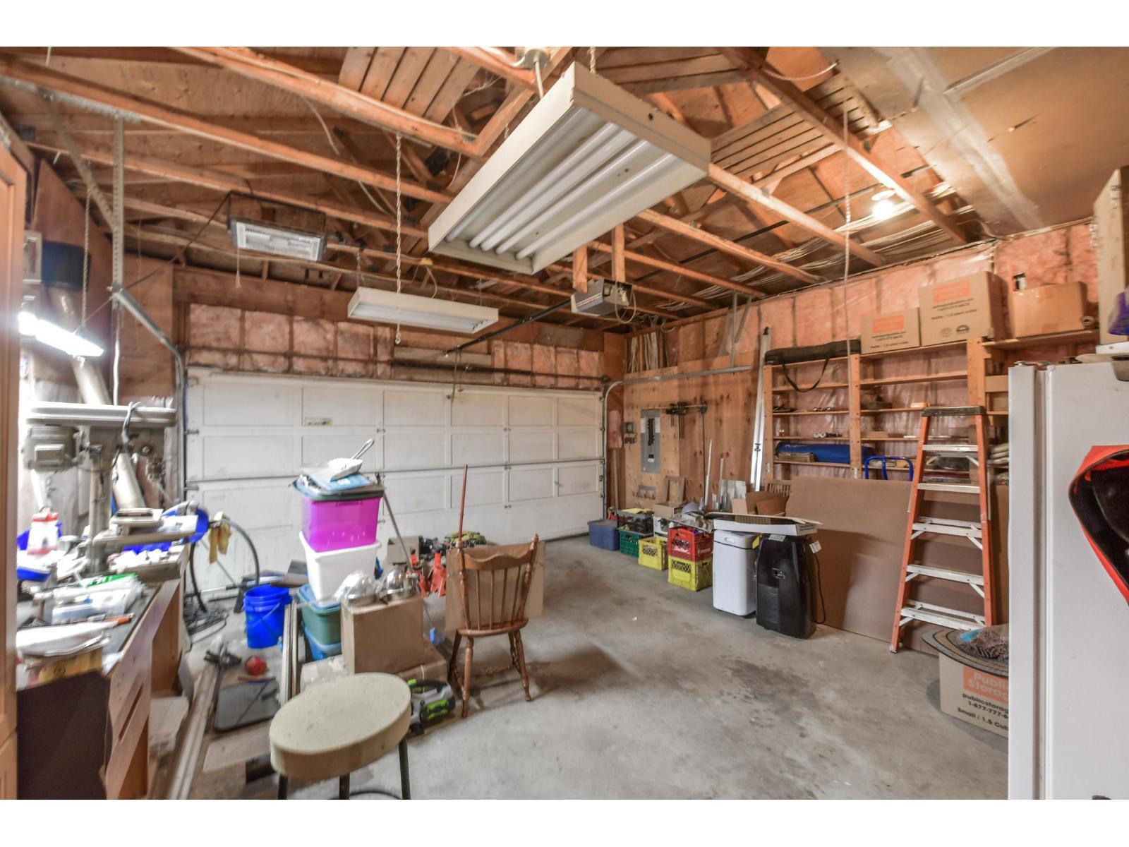 6035 172B Street, Surrey, BC - Indoor Photo Showing Garage