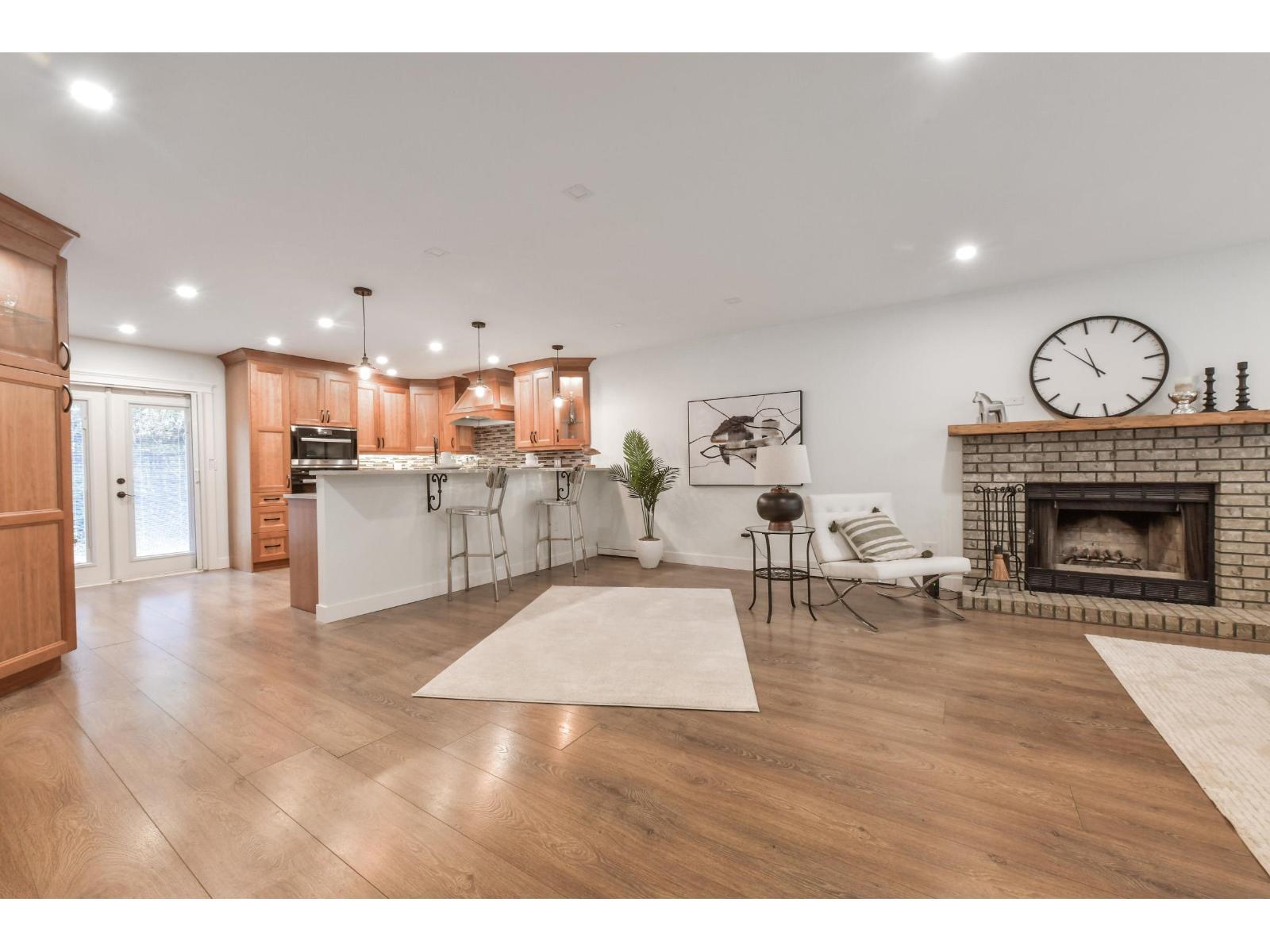 6035 172B Street, Surrey, BC - Indoor Photo Showing Living Room With Fireplace