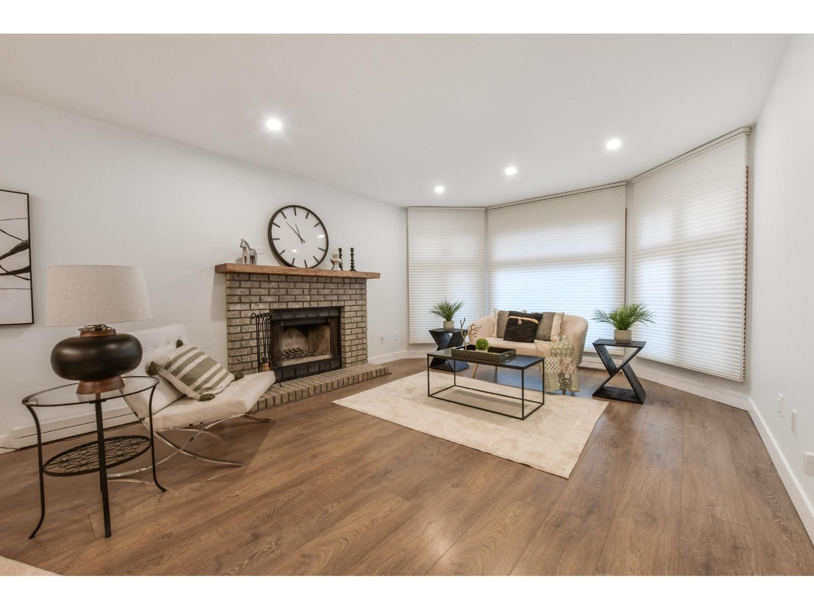 6035 172B Street, Surrey, BC - Indoor Photo Showing Living Room With Fireplace