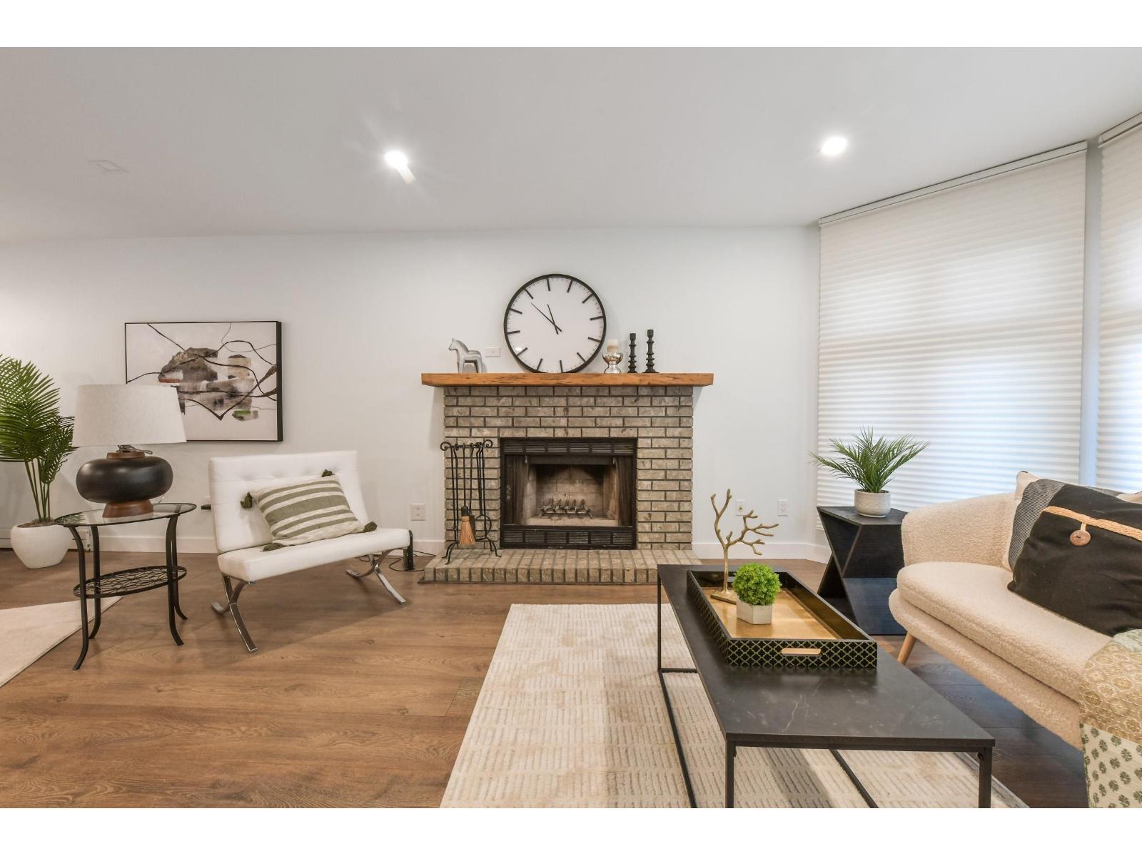 6035 172B Street, Surrey, BC - Indoor Photo Showing Living Room With Fireplace