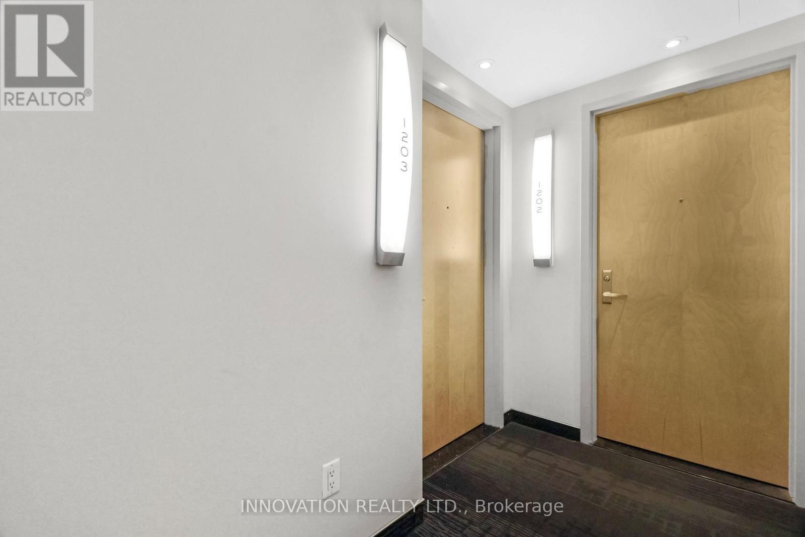 1203 - 40 Nepean Street, Ottawa, ON - Indoor Photo Showing Other Room