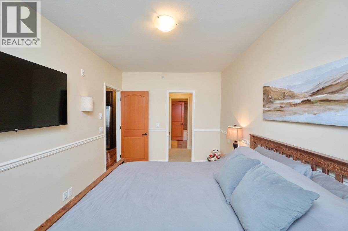 418 11935 Burnett Street, Maple Ridge, BC - Indoor Photo Showing Bedroom