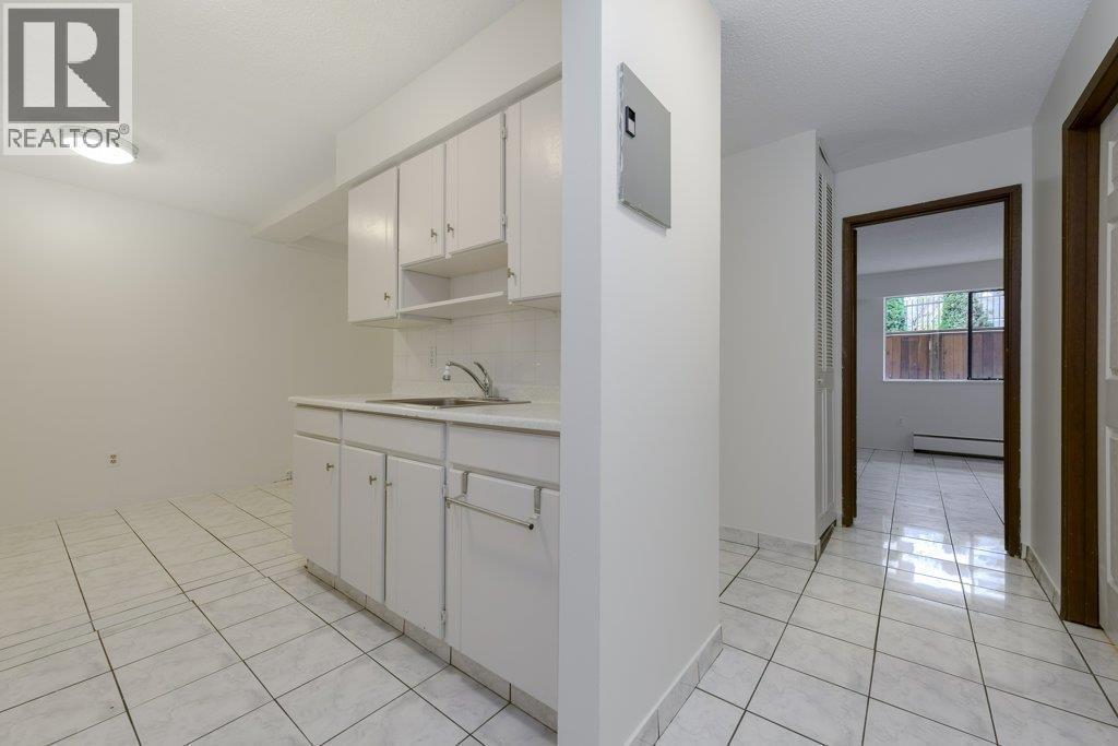 105 1585 E 4Th Avenue, Vancouver, BC - Indoor