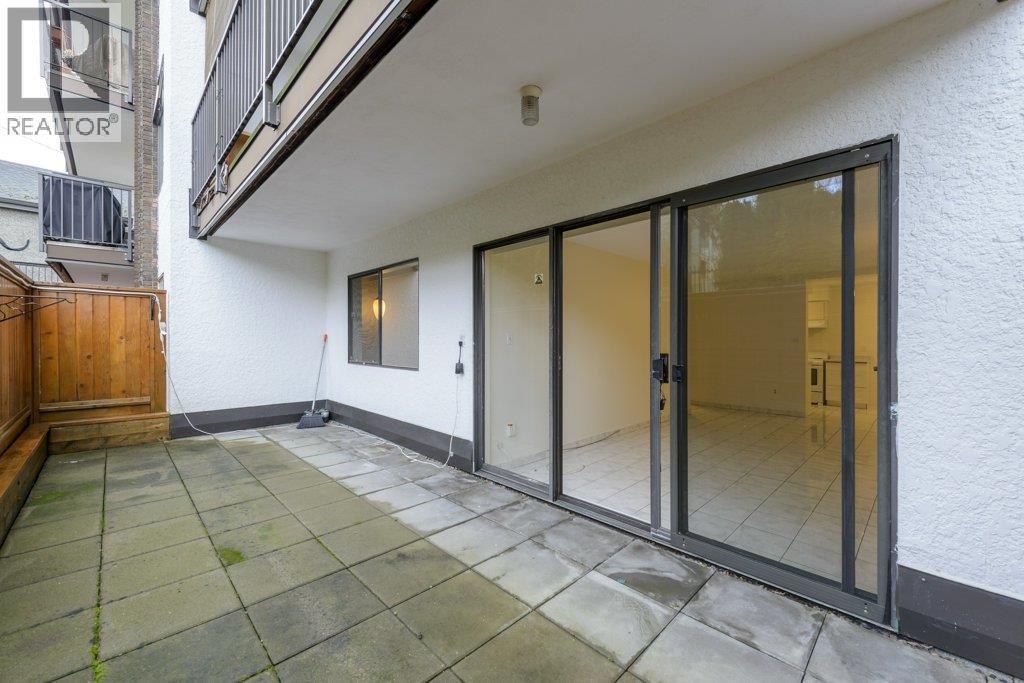 105 1585 E 4Th Avenue, Vancouver, BC - Outdoor With Balcony With Exterior