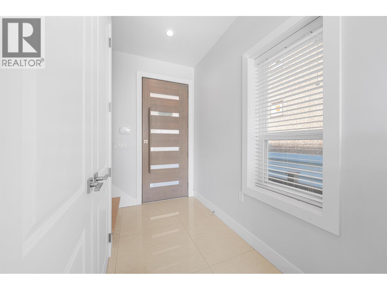 3448 Pandora Street, Vancouver, BC - Indoor Photo Showing Other Room