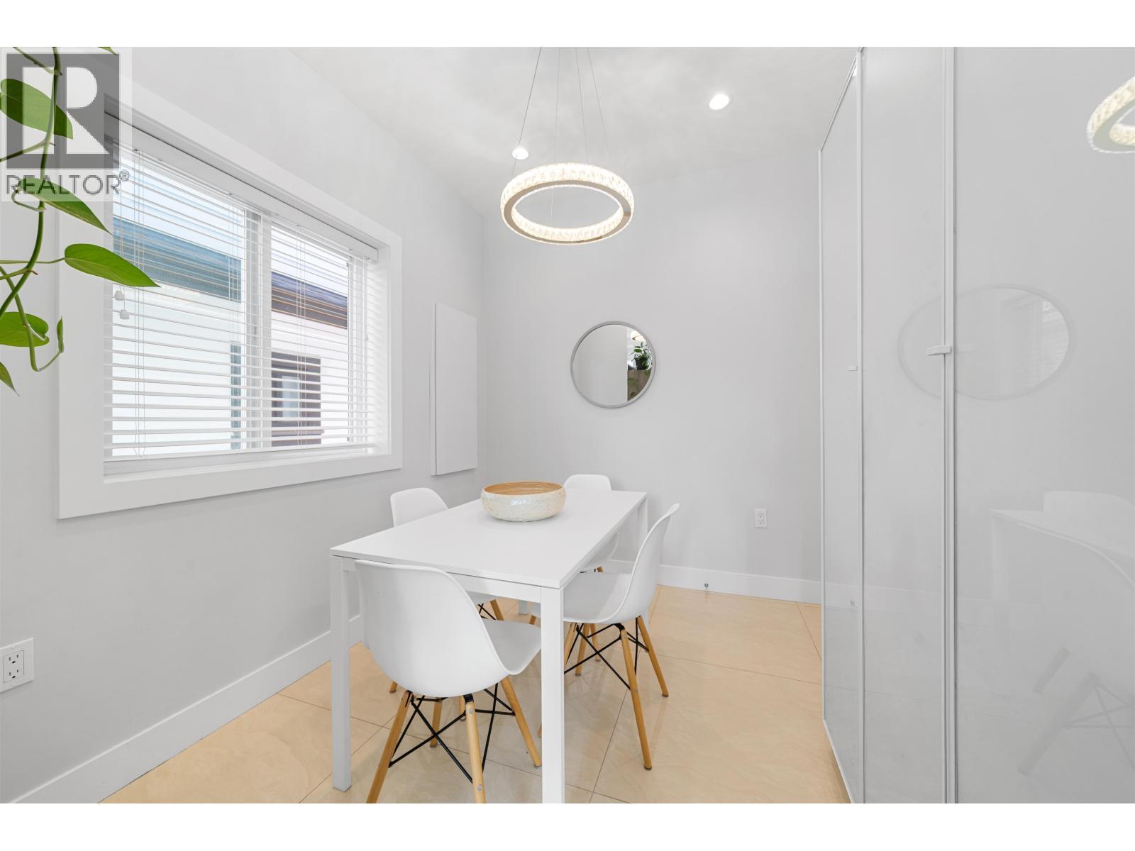 3448 Pandora Street, Vancouver, BC - Indoor Photo Showing Dining Room