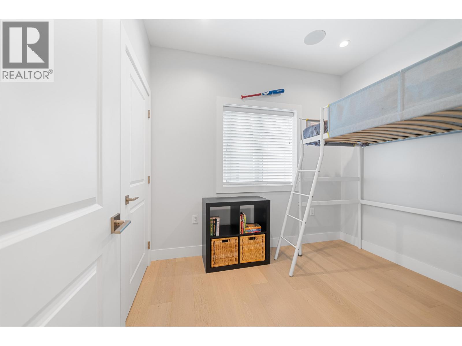 3448 Pandora Street, Vancouver, BC - Indoor Photo Showing Other Room