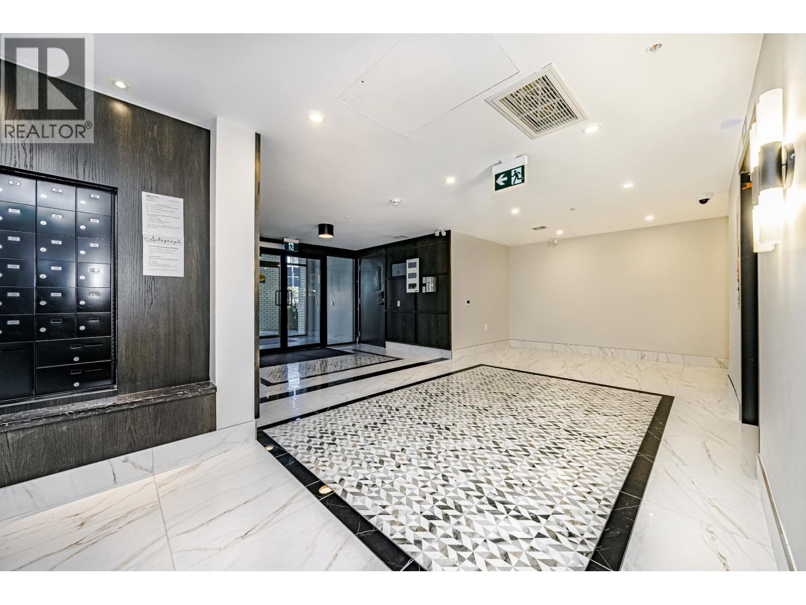 104 5007 Ash Street, Vancouver, BC - Indoor Photo Showing Other Room