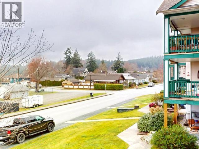 206-5701 Willow Ave, Powell River, BC - Outdoor