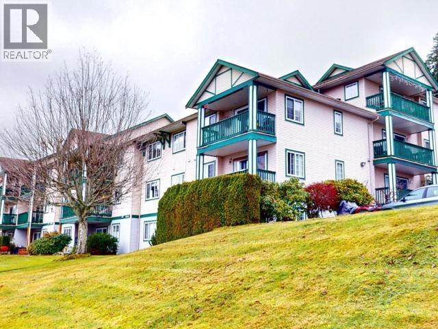 206-5701 Willow Ave, Powell River, BC - Outdoor