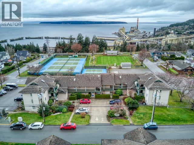 206-5701 Willow Ave, Powell River, BC - Outdoor With Body Of Water With View