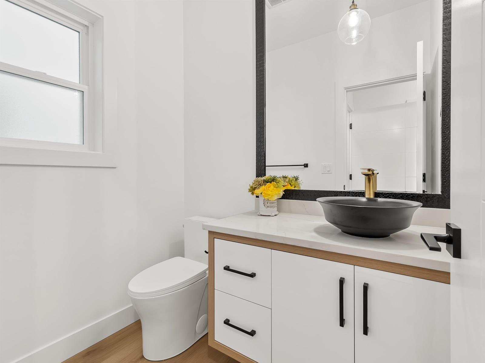 101 16697 16 Avenue, Surrey, BC - Indoor Photo Showing Bathroom