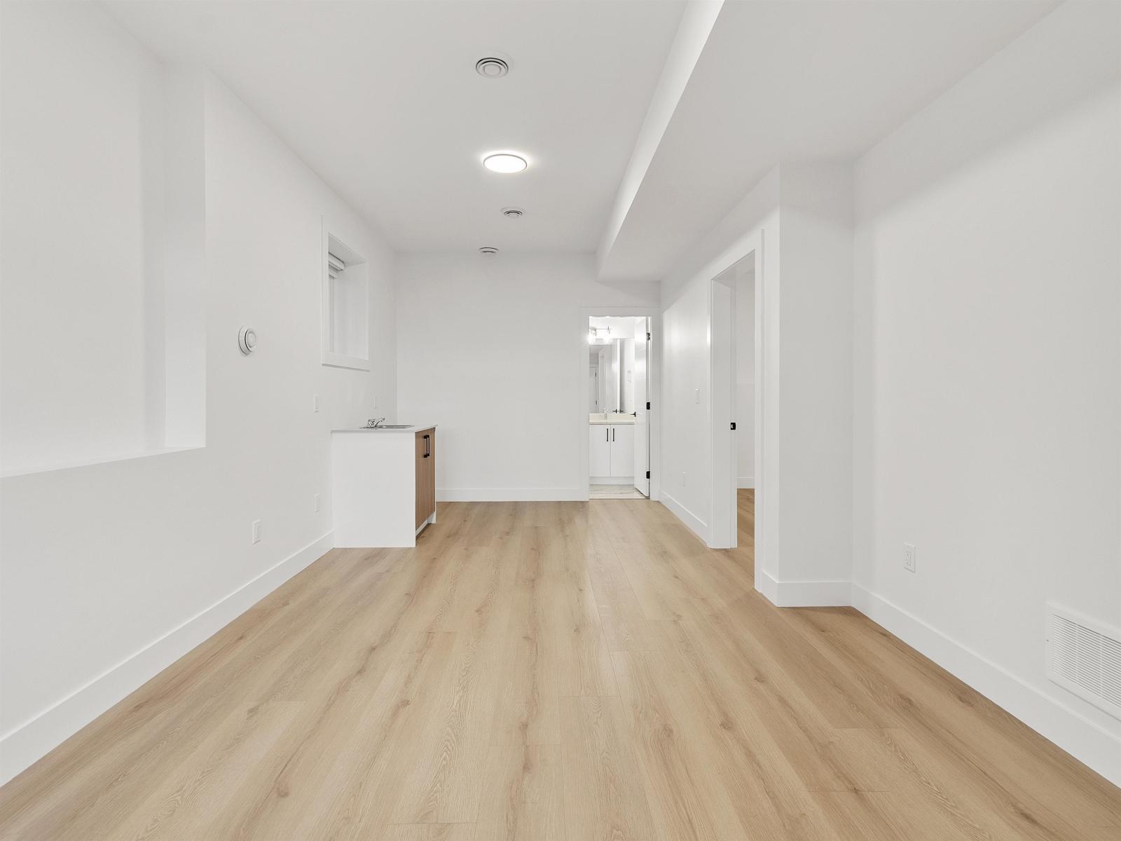 101 16697 16 Avenue, Surrey, BC - Indoor Photo Showing Other Room