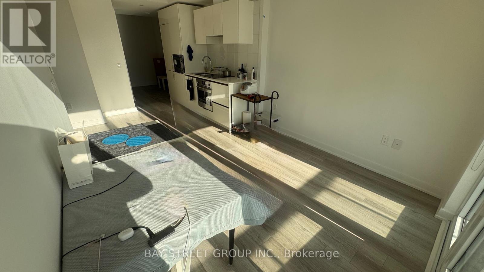 2115 - 230 Simcoe Street, Toronto, ON - Indoor