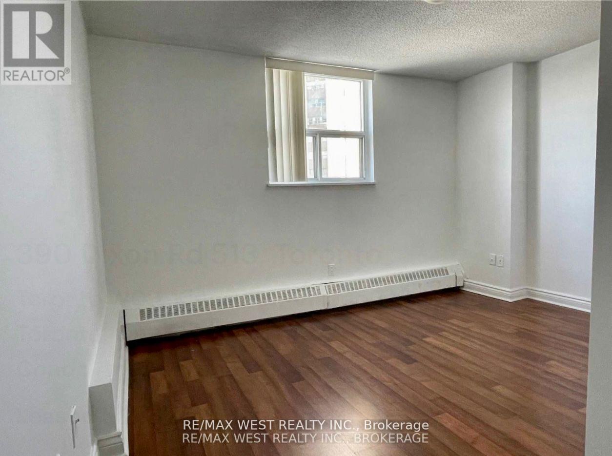 513 - 390 Dixon Road, Toronto, ON