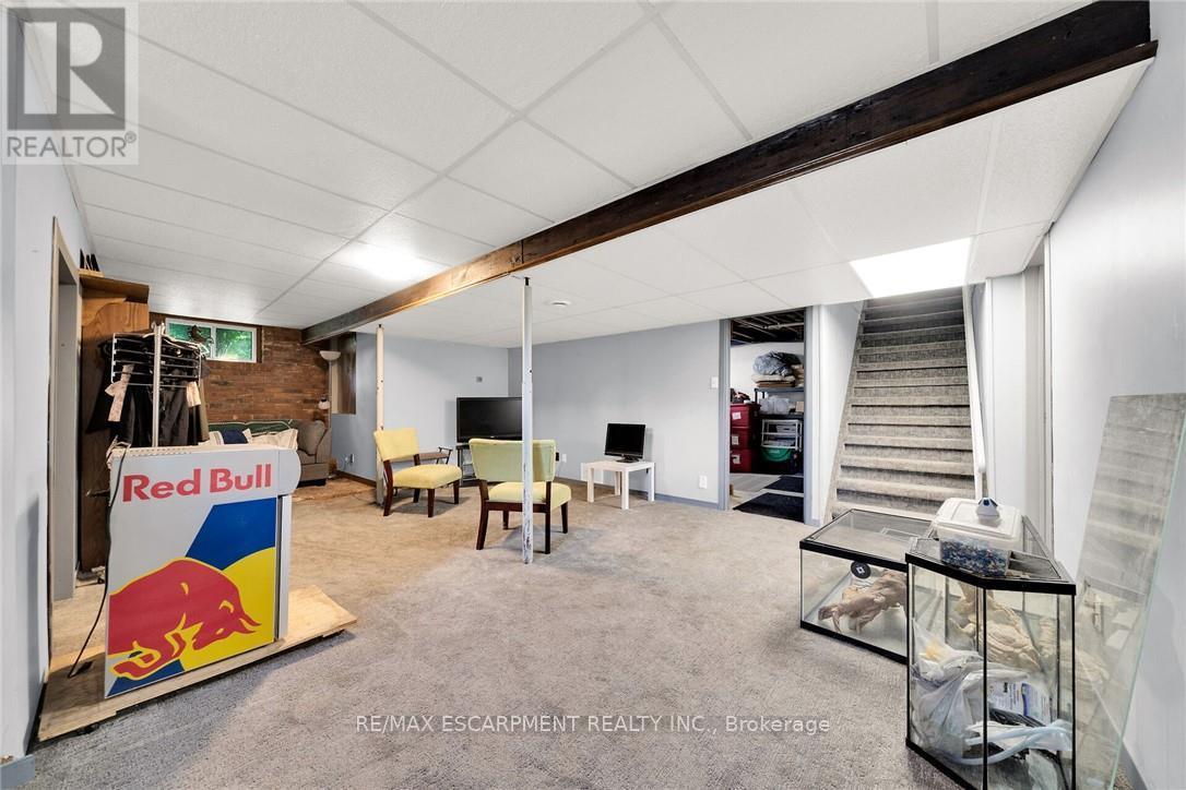 226 Carluke Road E, Hamilton, ON - Indoor