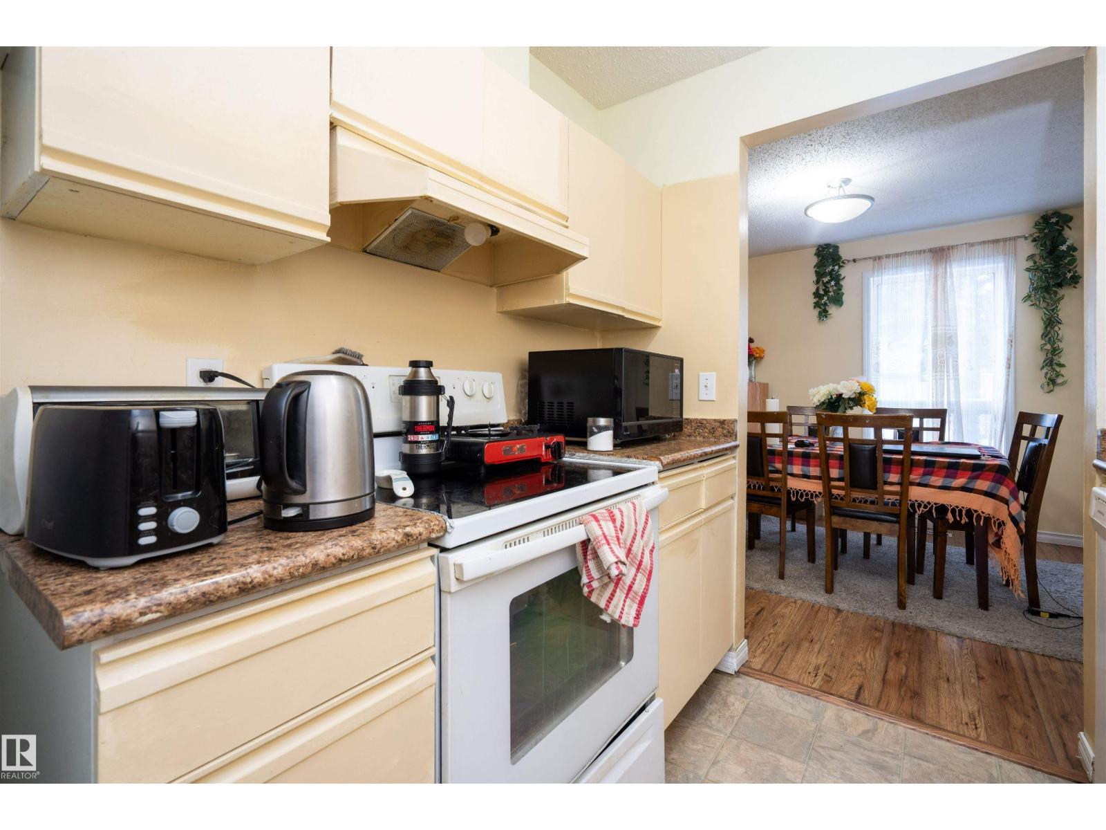 644 Saddleback Rd Nw, Edmonton, AB