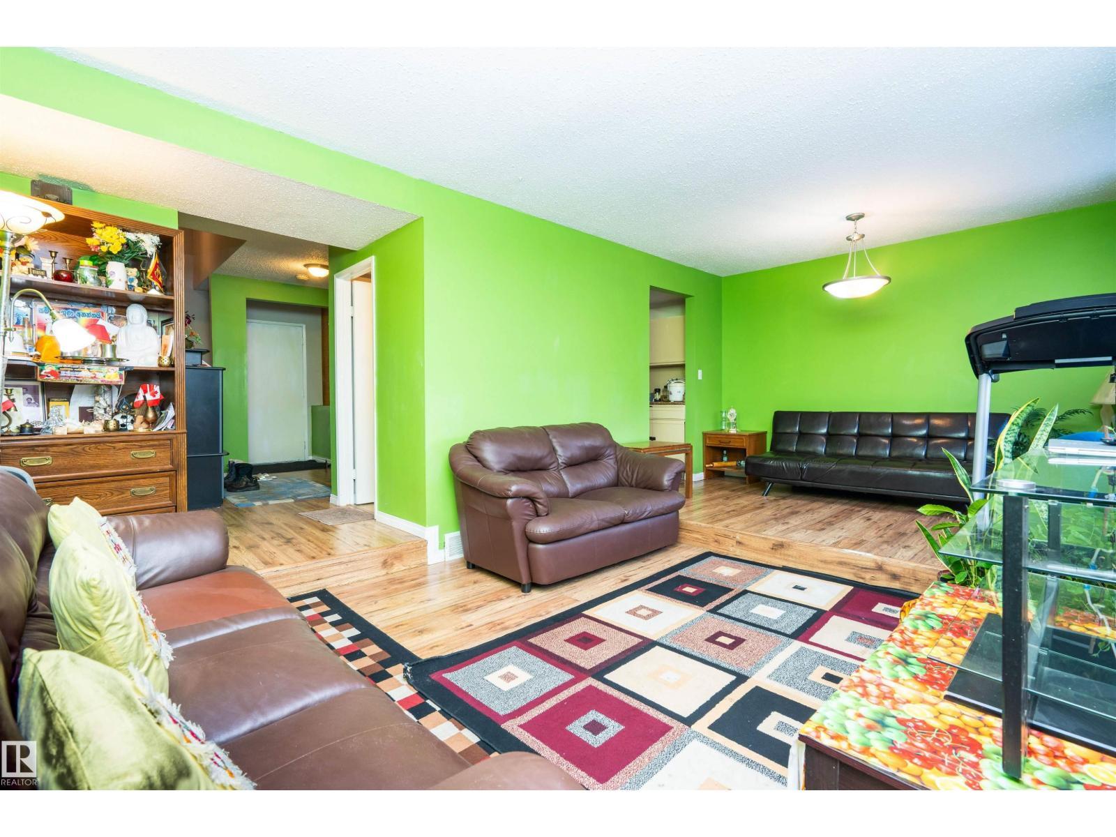 644 Saddleback Rd Nw, Edmonton, AB