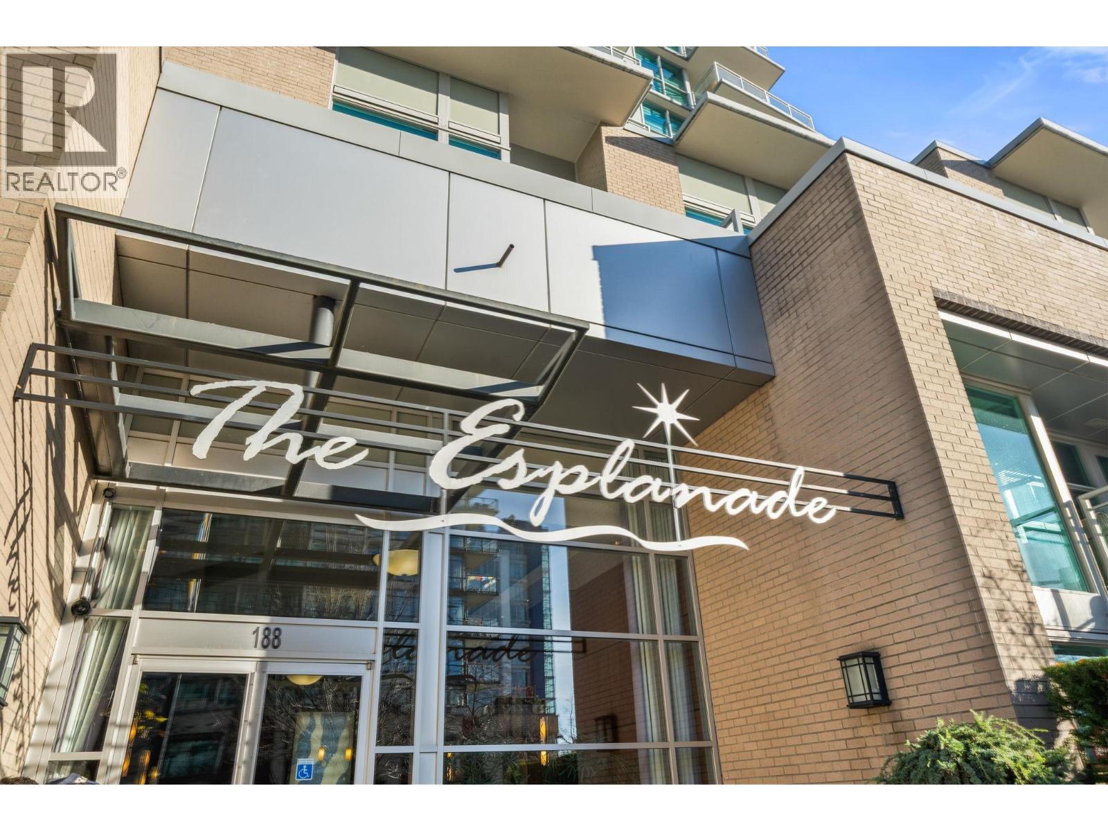 2102 188 E Esplanade Street, North Vancouver, BC - Outdoor