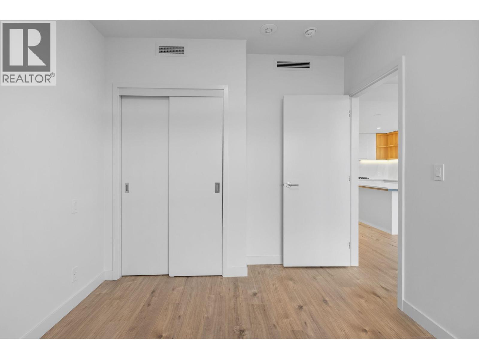 3901 720 Farrow Street, Coquitlam, BC