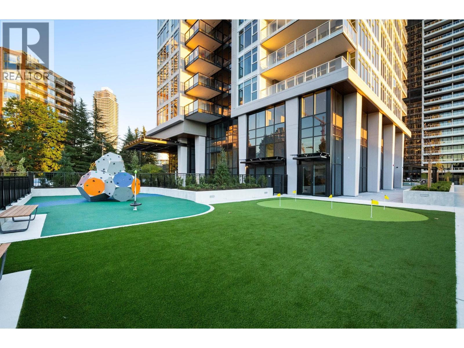 3901 720 Farrow Street, Coquitlam, BC