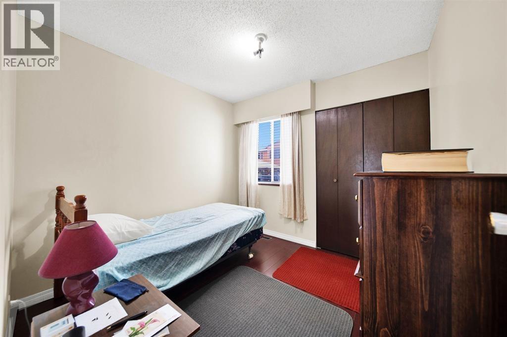 1238 Wise Court, Coquitlam, BC - Indoor Photo Showing Bedroom