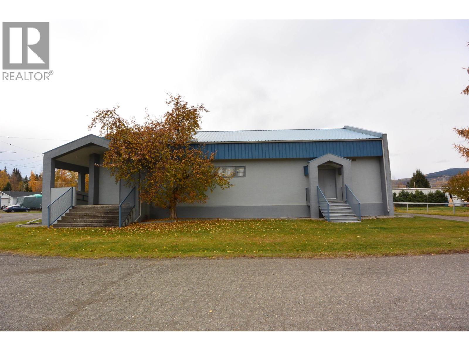 2081 Winter Avenue, Houston, BC